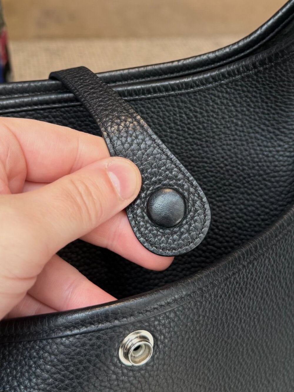 Hermès 2015 Black Clemence Evelyne III 29 Crossbody Bag - Picture 13 of 16